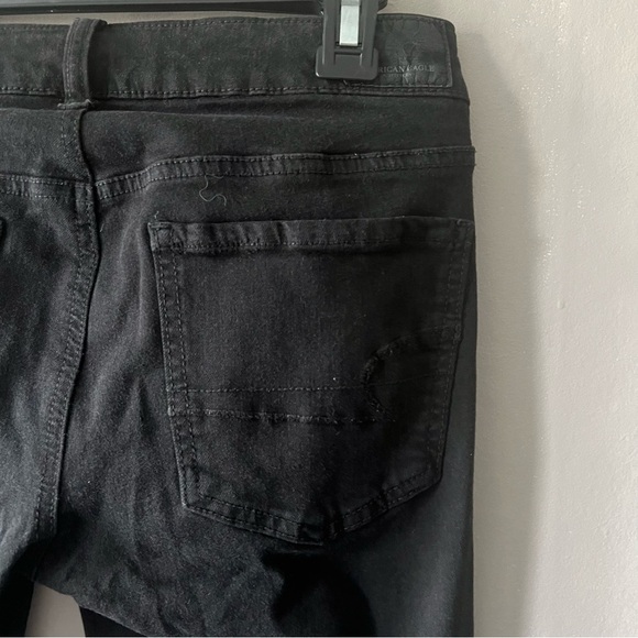 American Eagle Super Stretch Distressed Black Jeggings Size 6 - Picture 5 of 6